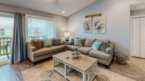 AH-H230 Newly Remodeled Second Floor Condo, Overlooking PoolHot Tub